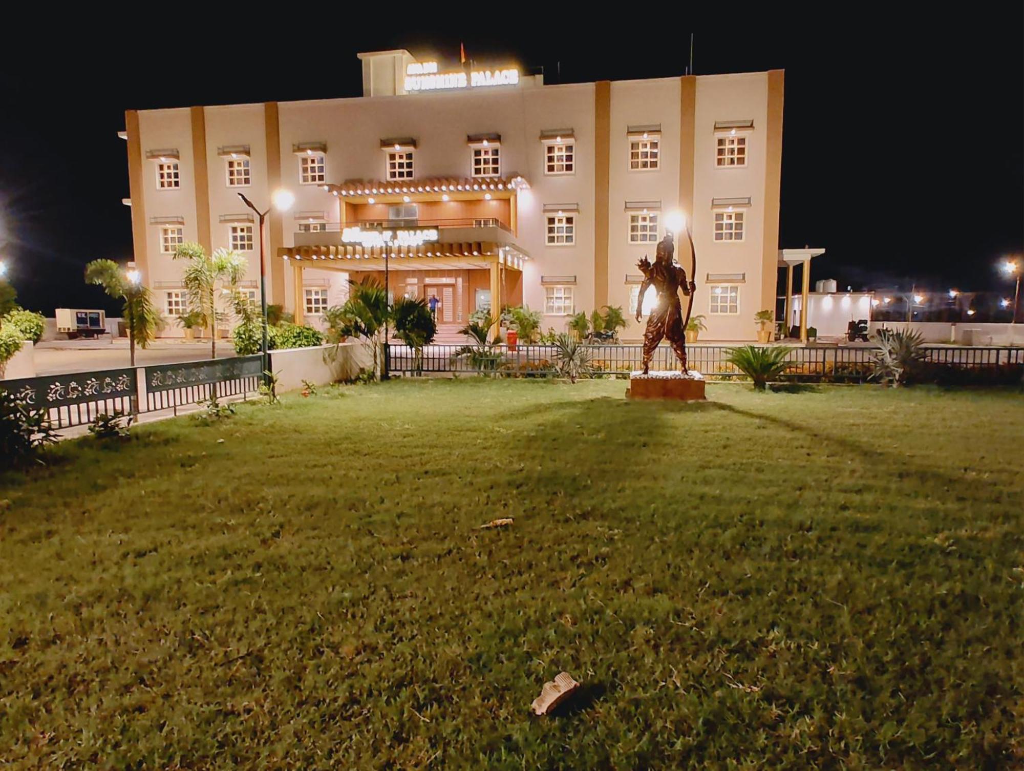 Avadh Sunshine Palace Hotel And Resort Ayodhya エクステリア 写真