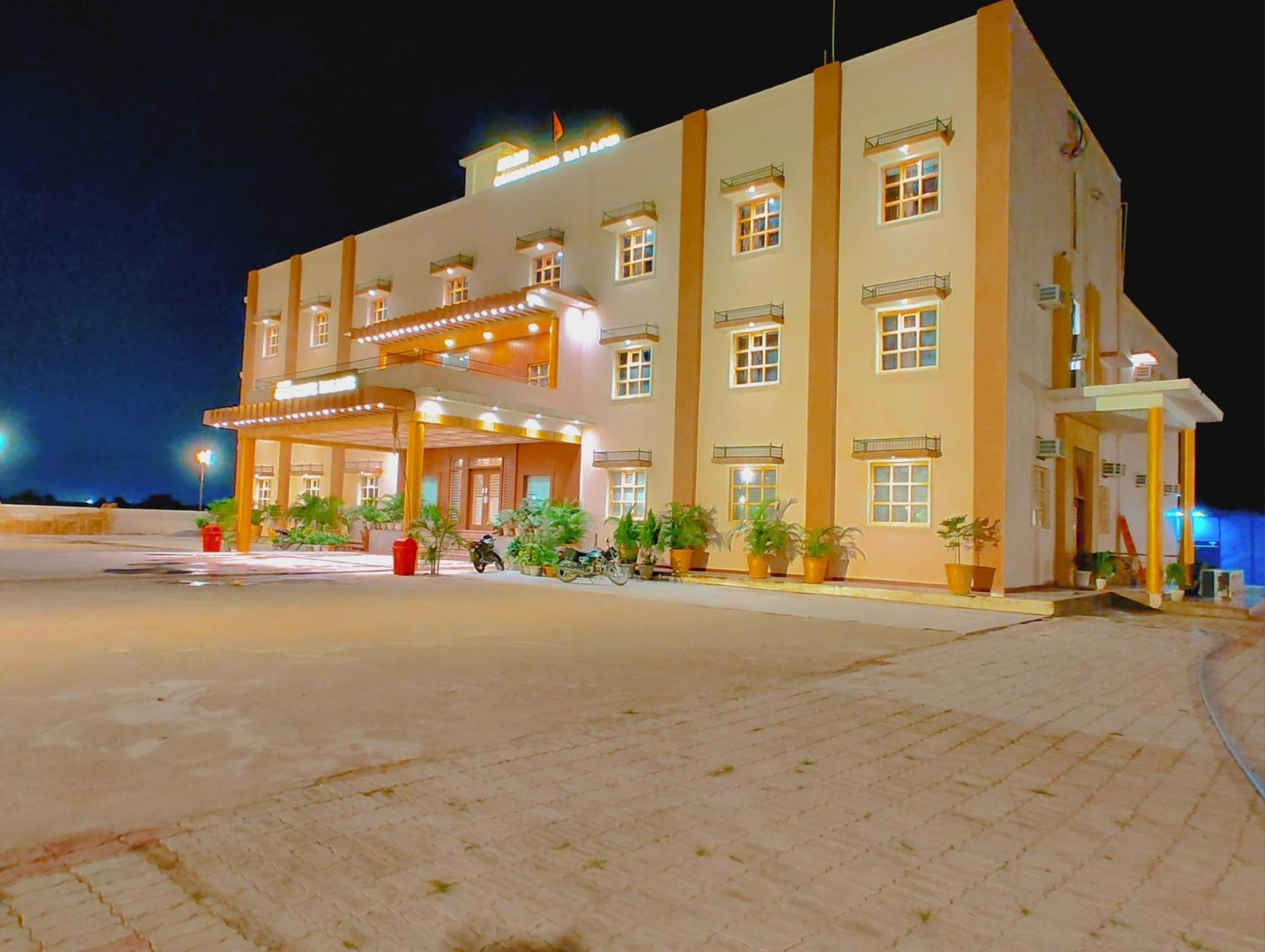 Avadh Sunshine Palace Hotel And Resort Ayodhya エクステリア 写真
